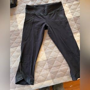 Lululemon crop leggings leather details